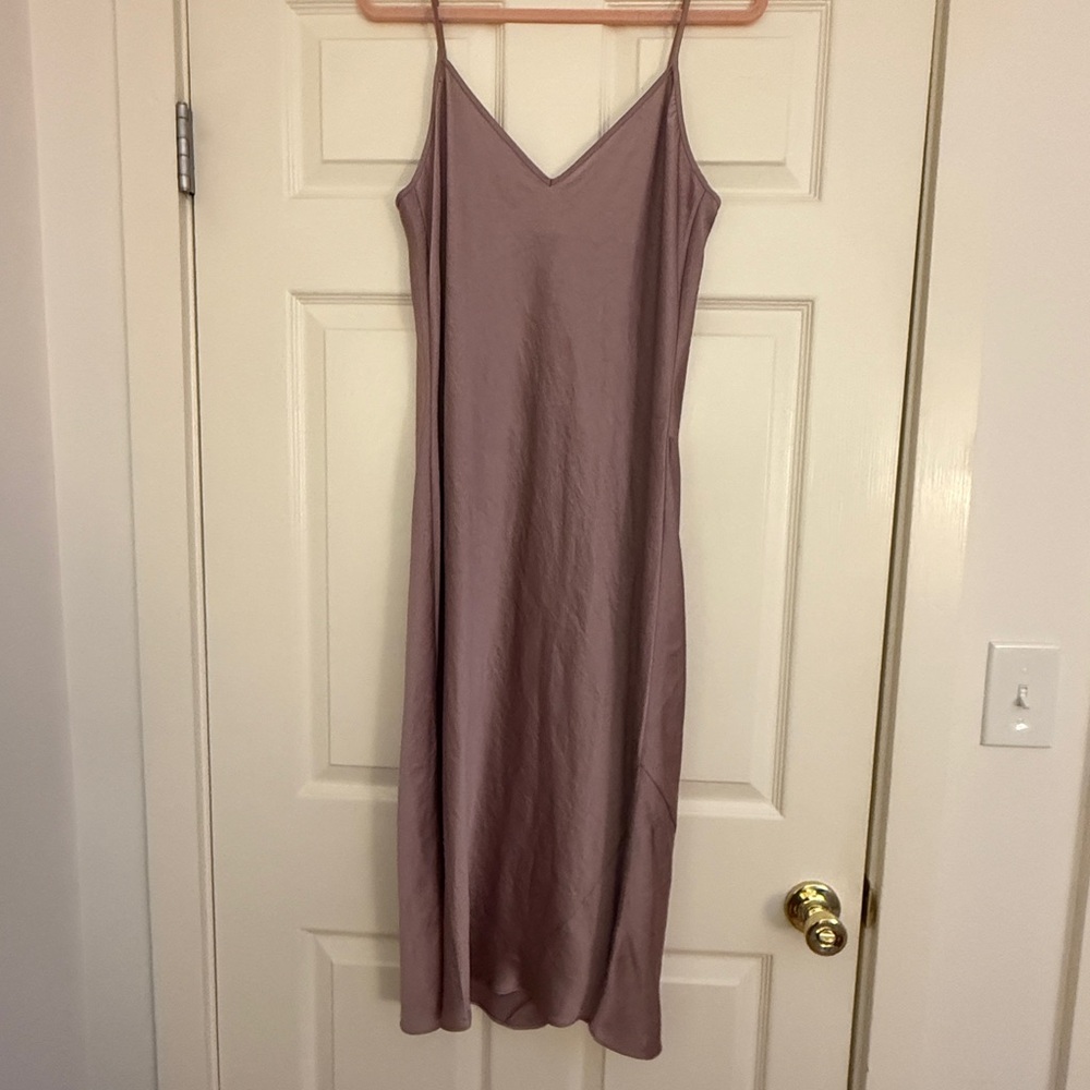 Aritzia Wilfred Mauve Midi Dress